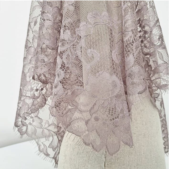 Rosaria Ash Brown chapel veil