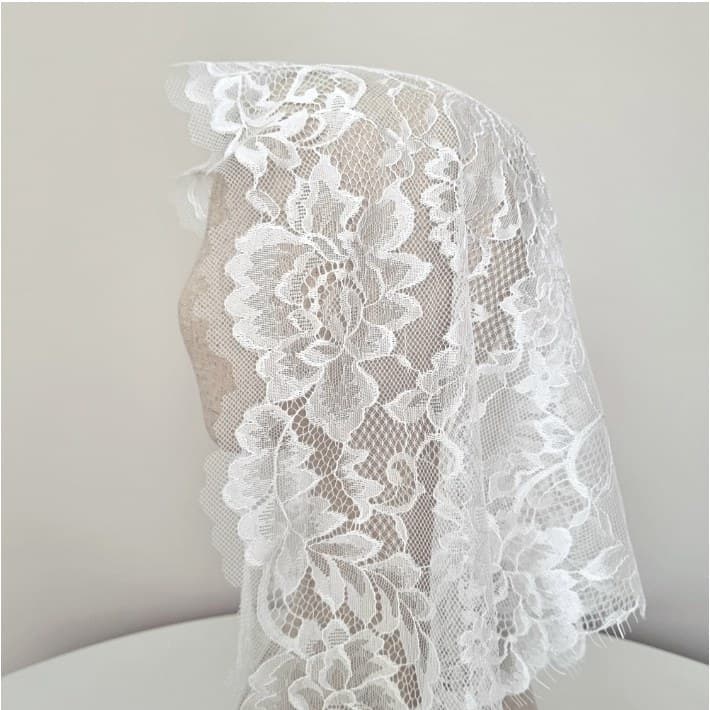 Rosaria Ivory chapel veil