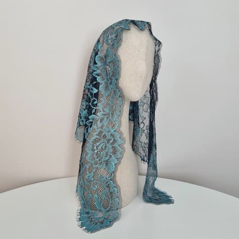 Rosaria Peacock Green chapel veil