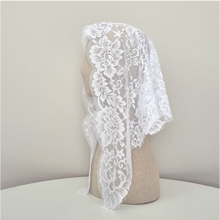 Rosaria White chapel veil