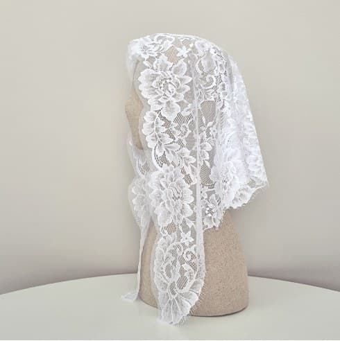 Rosaria White chapel veil