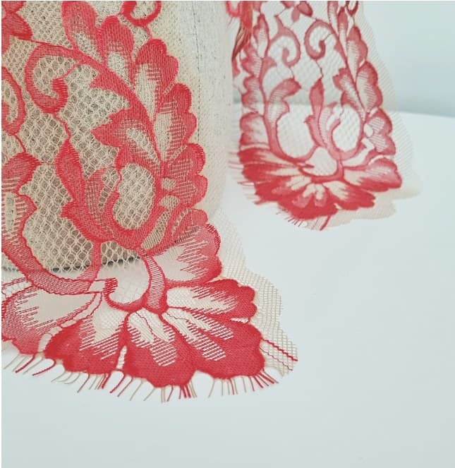 Rosaria Champagne Red chapel veil